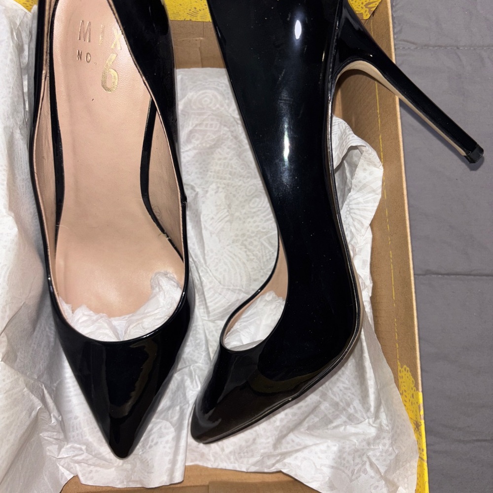 Mix No. 6 Black Patent Leather Heels